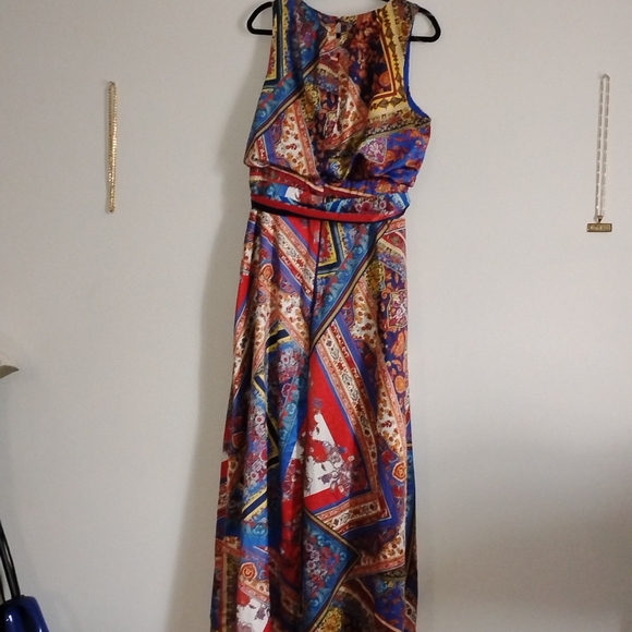 Beautiful Ladies Fall Multicolor Dress - Picture 6 of 11